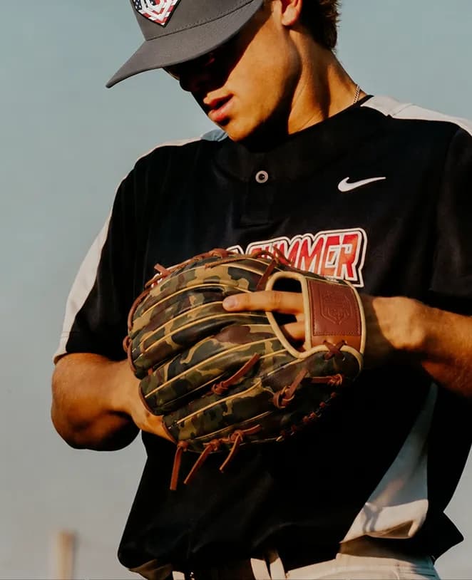 BASEBALL GLOVES
